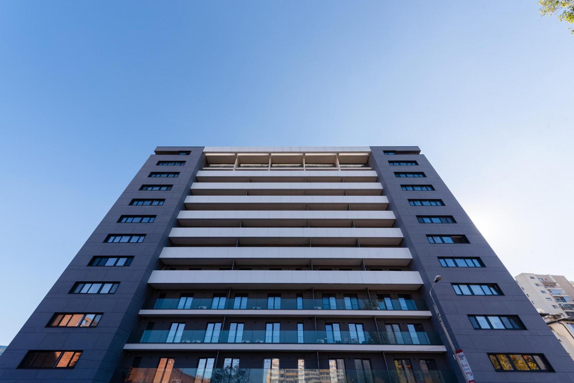 Vanda - Park-View Apartment With Private Balcony Bucareste Exterior foto