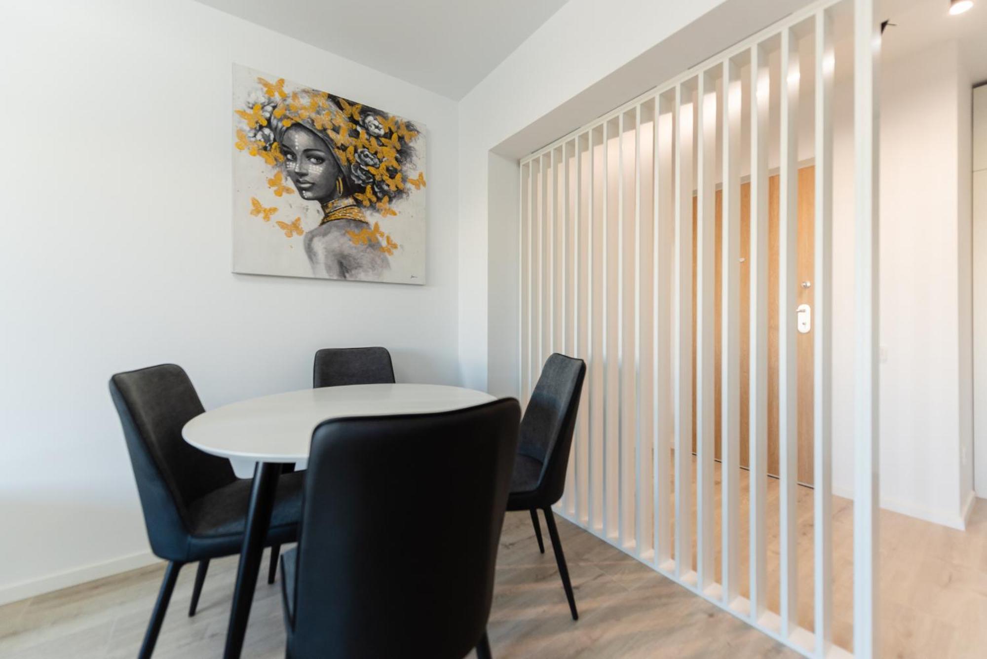 Vanda - Park-View Apartment With Private Balcony Bucareste Exterior foto